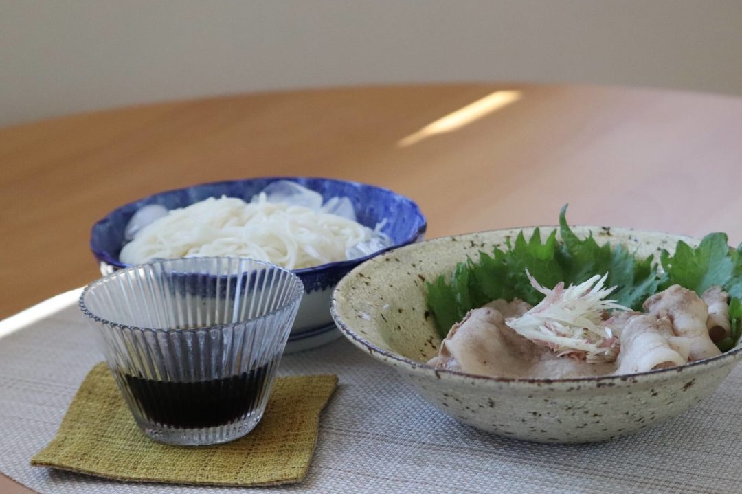 ねじめびわ茶 を使って さっぱり仕上げる料理 びわ茶といえば ねじめびわ茶 十津川農場