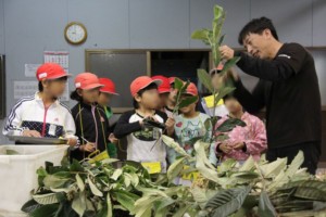 小学校の社会科見学受け入れ